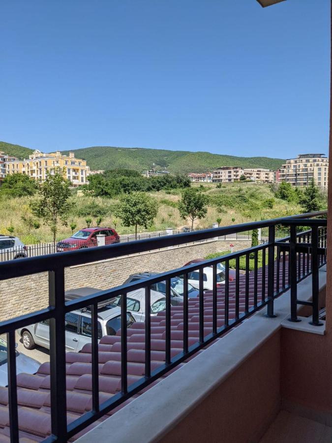 Sunny Star Dreams Condo W Prime Location, Pool, Sea View Светий Влас Екстер'єр фото